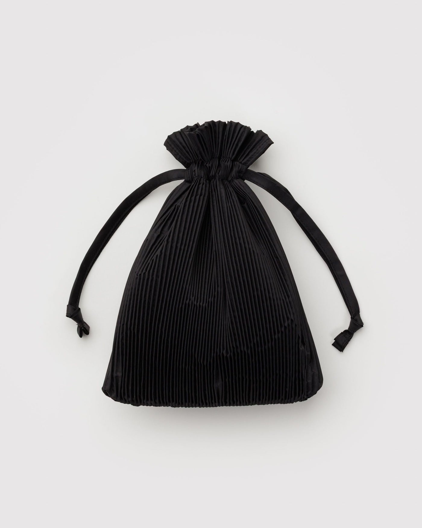 Pleated R4
