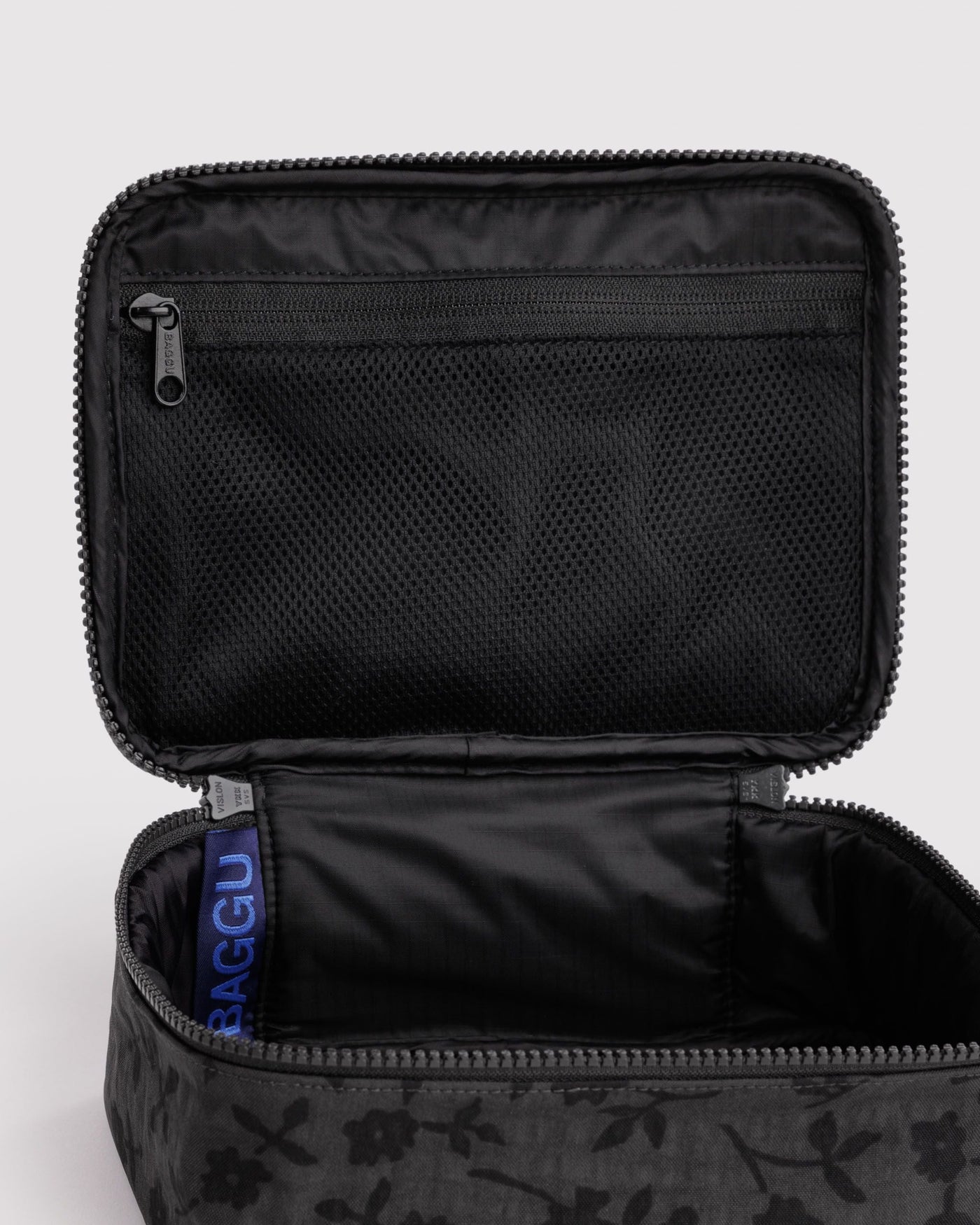 Small Cosmetic Case B5