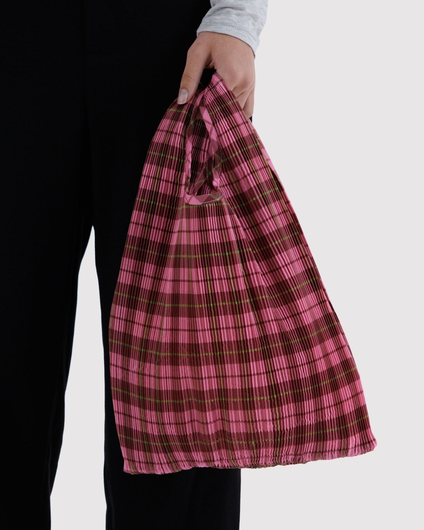 Pleated R4