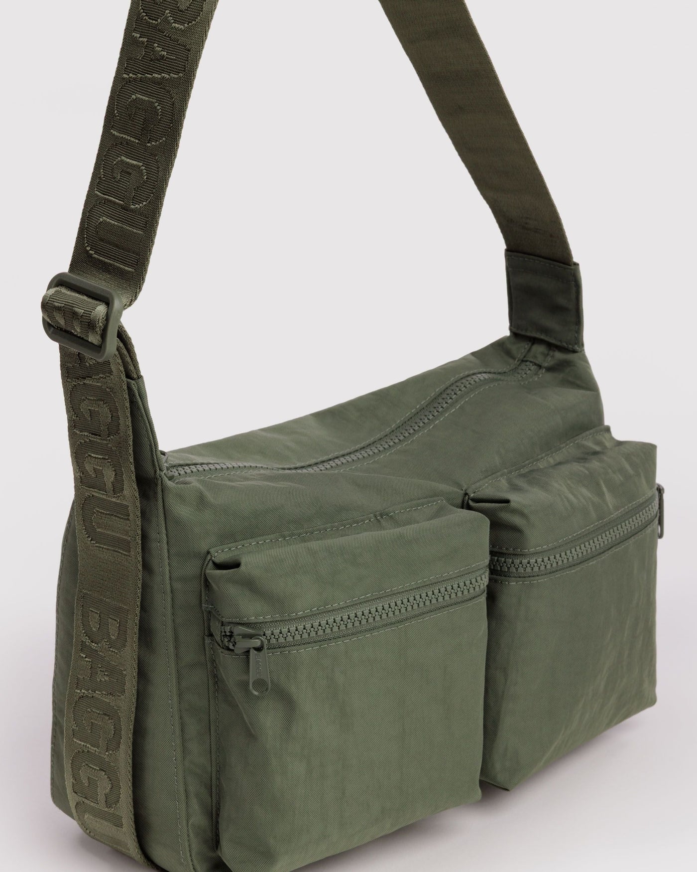 Medium Cargo Crossbody F8